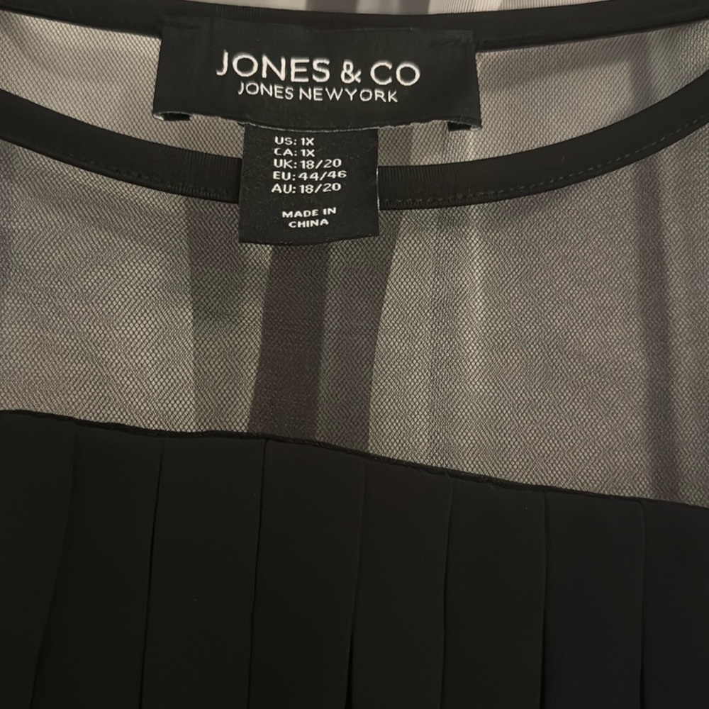 Jones New York Black Blouse